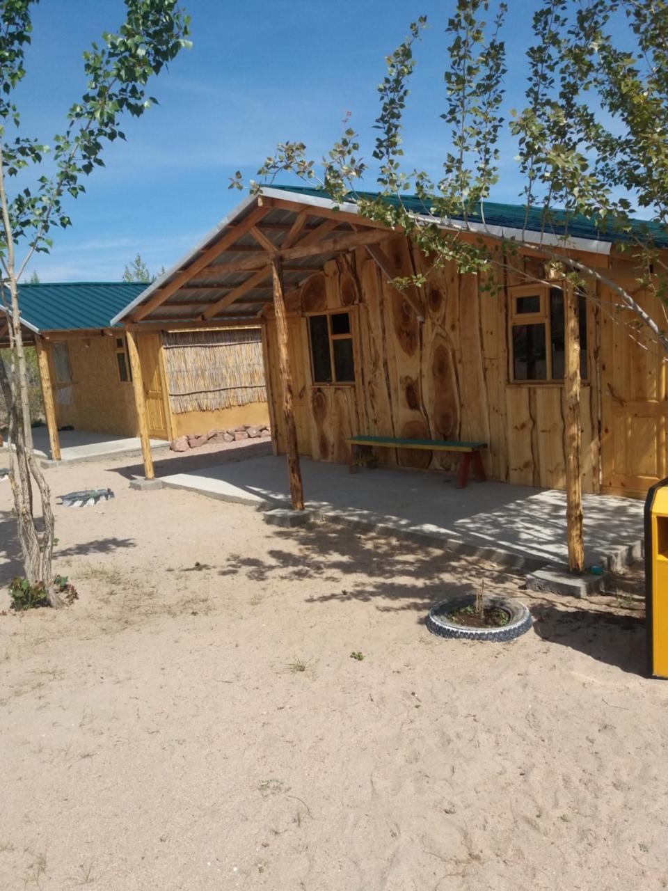 ホテル Yurt Camp Tosor エクステリア 写真